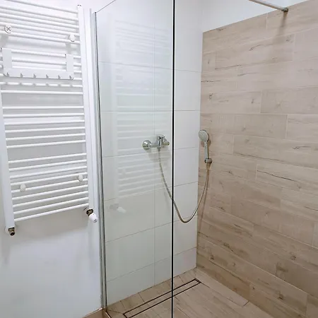 公寓 Good Place In *